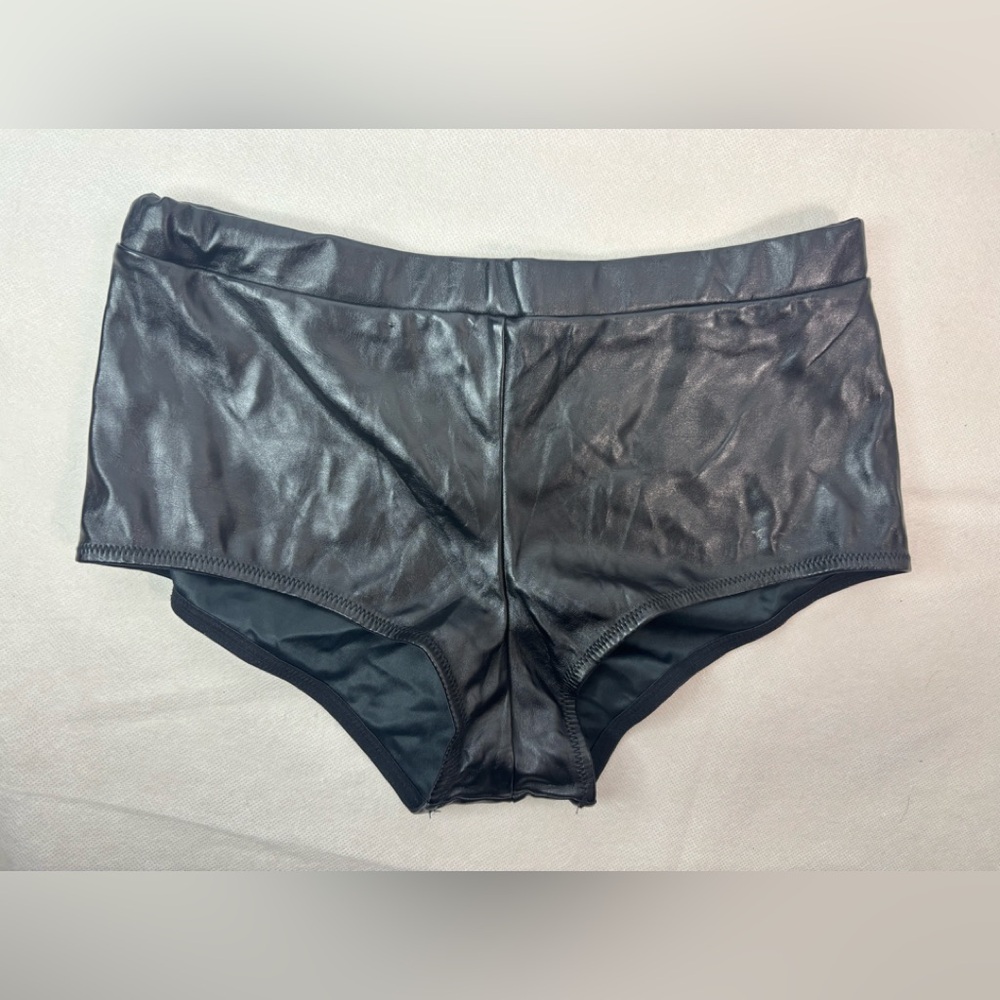 Hot Topic Undergirl S Goth Black Leather Look Panties